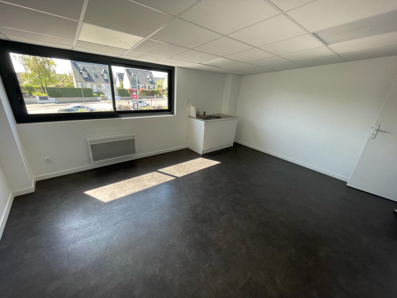 Local d'activité Saint-Gilles 1000m² Location local d'activité Saint-Gilles Ille-et-Vilaine OLACT2531370 5